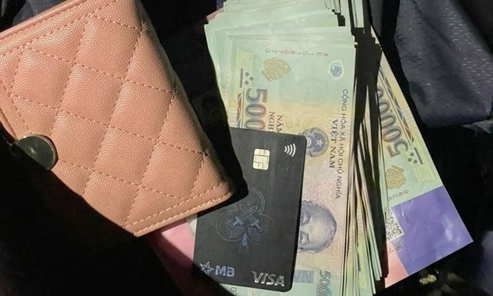 Không phải phong bì dày, lì xì kèm theo 4 câu này bạn sẽ được đánh giá là người thông minh