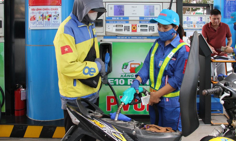 Từ ngày 1/6, dừng bán hoàn toàn xăng A95, chỉ bán xăng sinh học