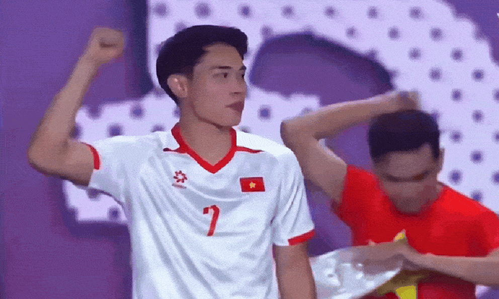 Khoảnh khắc “ngại hết cả Đình Bắc” hút 100 nghìn lượt tương tác, nhạc chiến “cameo