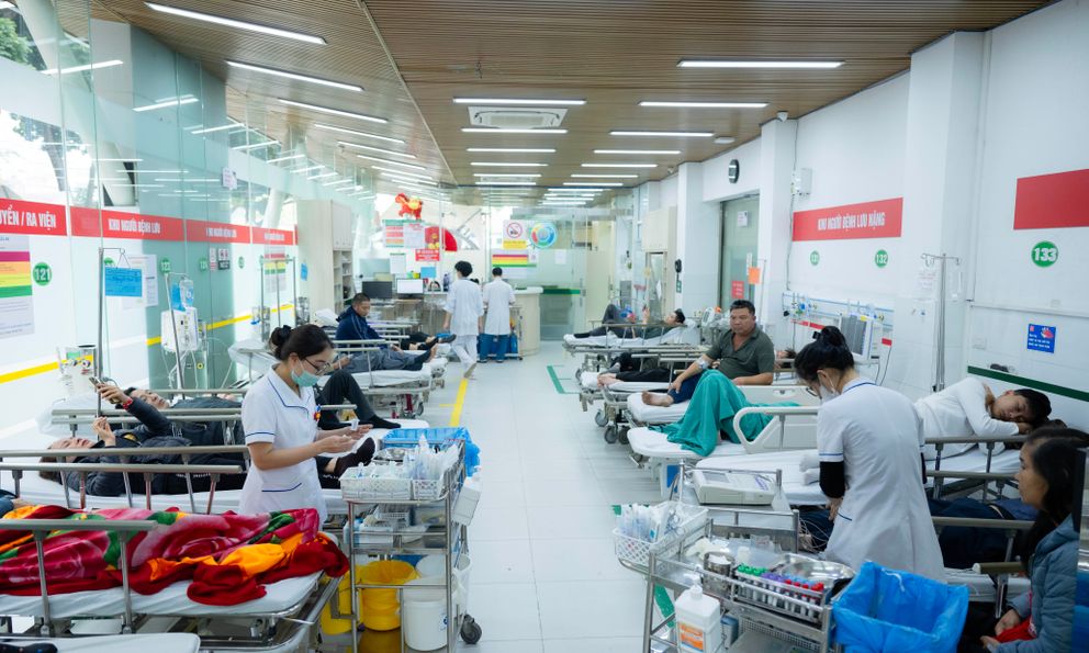 Guồng quay tại Trung tâm Cấp cứu A9, Bạch viện Bạch Mai biến các bác sĩ thành 