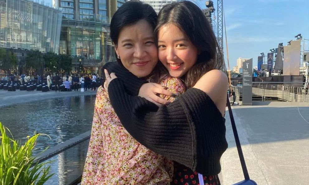 Mẹ tôi mê tiền và 5 điều tôi học theo khiến mình không thể nghèo được!