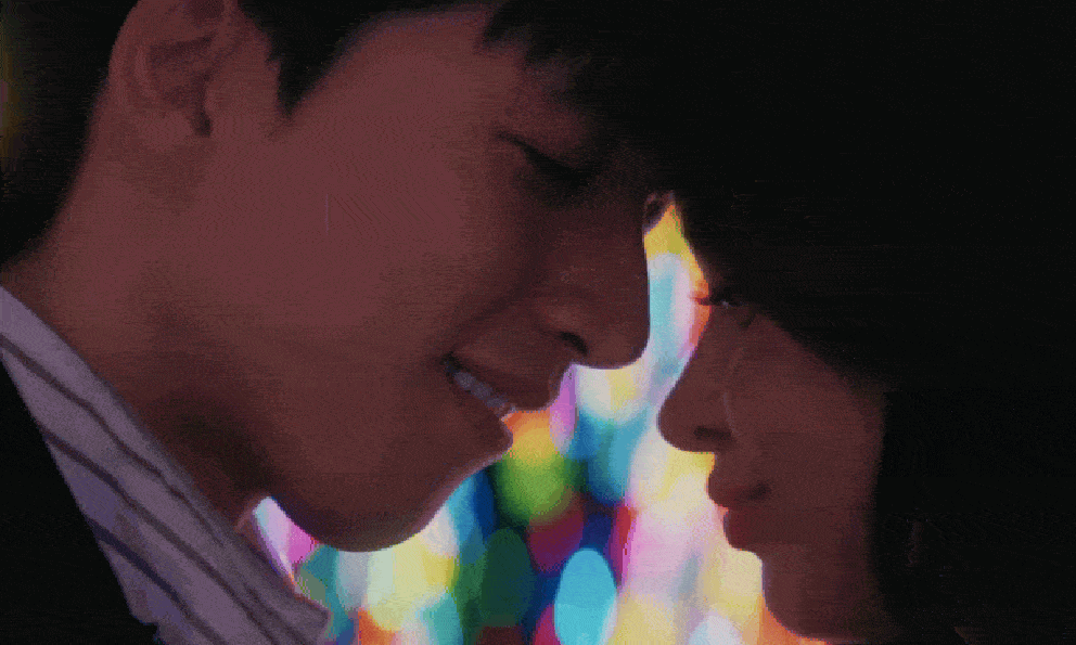 Hoá ra đây là cách HIEUTHUHAI công khai tình yêu với Babyboo!