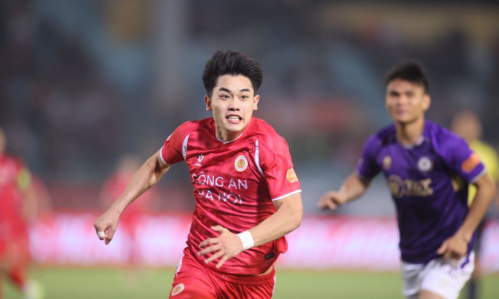 Chuyện gì đang xảy ra với Đình Bắc?