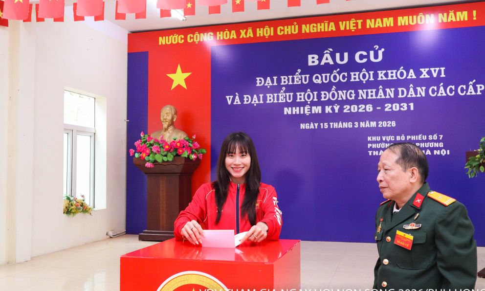 Huấn luyện viên, vận động viên Việt Nam hân hoan, tự hào đi bầu cử