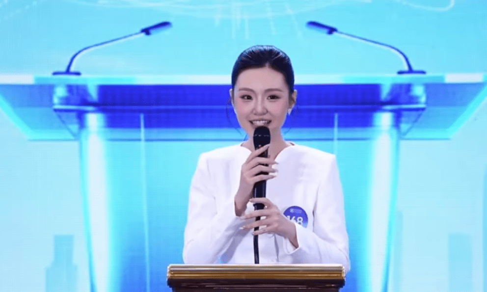 “Nếu cả đời không rực rỡ thì sao?”: Trọn vẹn phần hùng biện của mỹ nhân 2k4 đi thi Hoa hậu đang nổi nhất lúc này