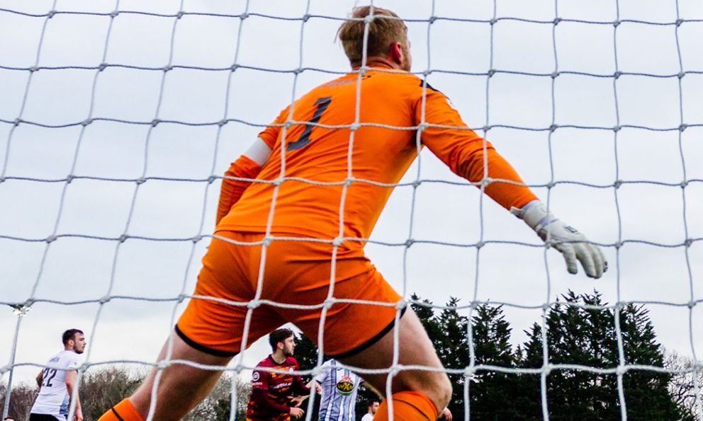 Thủ môn 20 tuổi bị bắn chết gây rúng động làng bóng đá 