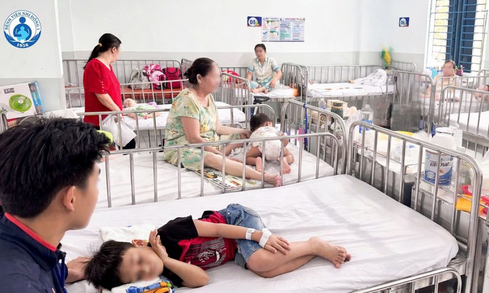 3 ca tử vong do tay chân miệng: Bác sĩ Bệnh viện Nhi đồng 1 ra cảnh báo