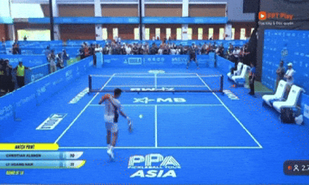 Tranh cãi ‘nảy lửa’ pha bóng giúp Lý Hoàng Nam hạ tay vợt Top 4 thế giới: In hay Out, ai mới đúng?”