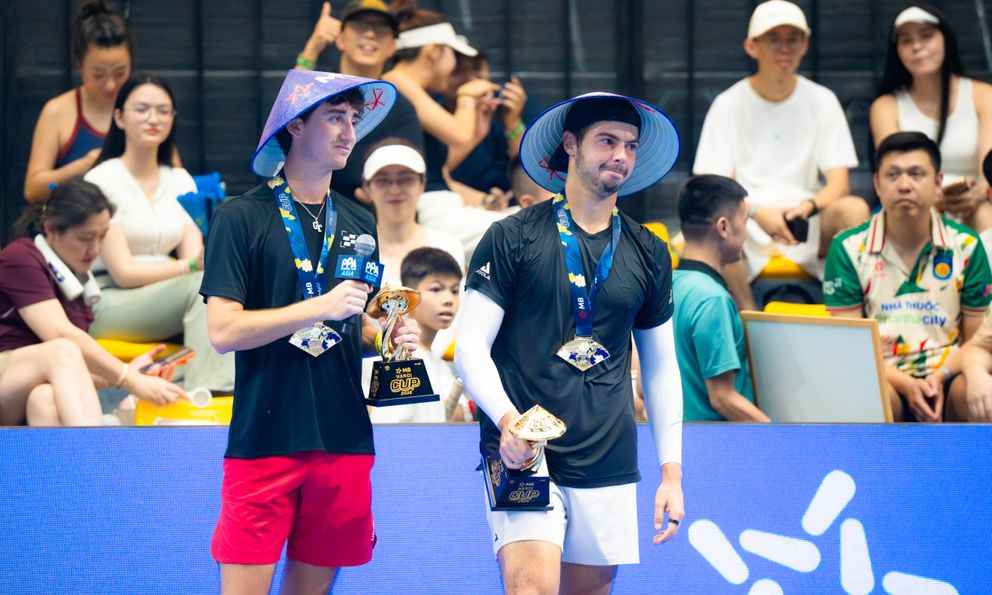 Ben Johns chơi đẳng cấp để lên ngôi vô địch đôi nam PPA Hanoi, đội nón lá hô vang: 