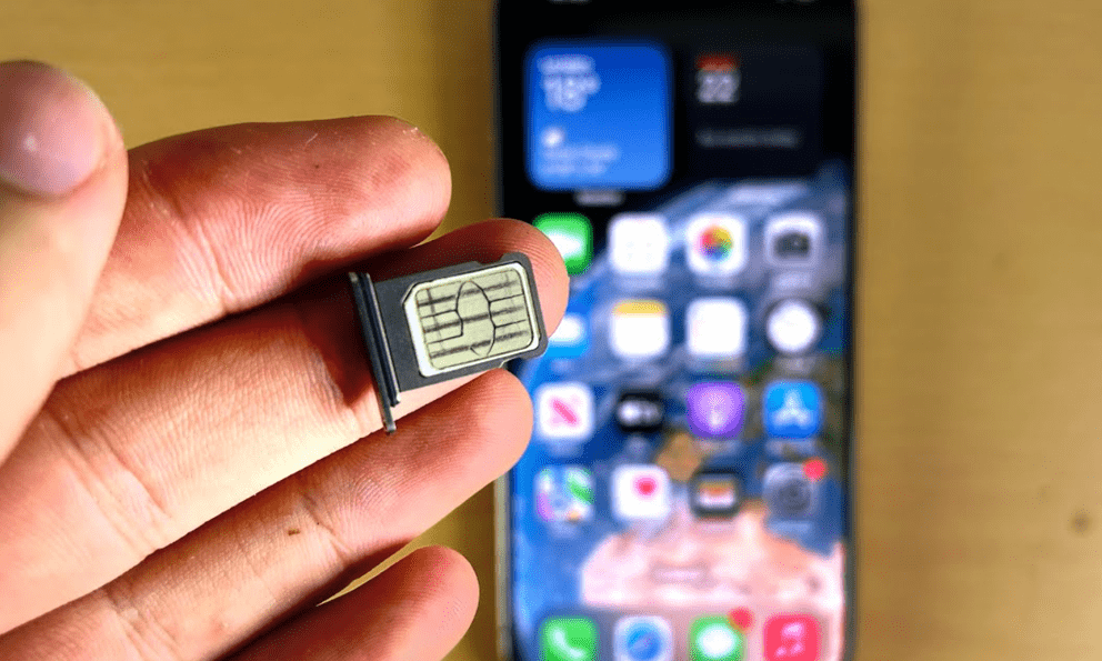 Trường hợp nào sẽ bị khóa SIM điện thoại từ 15/4