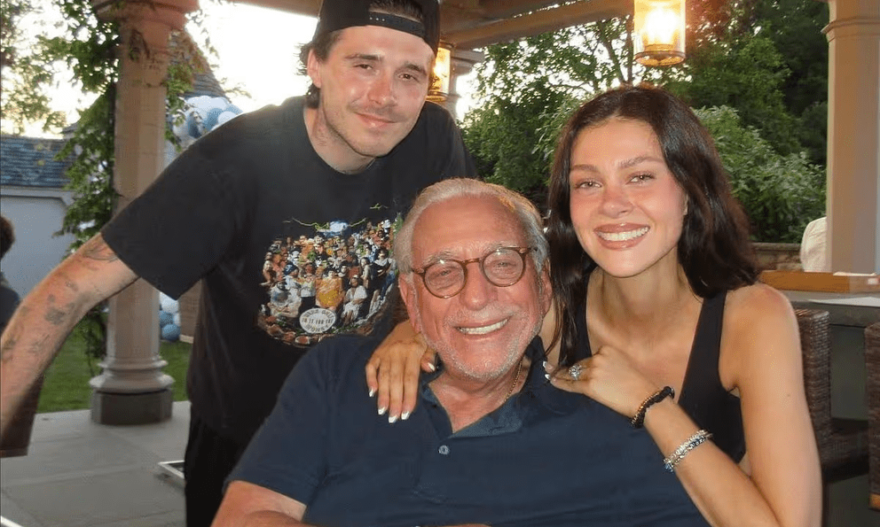 Thông gia tỷ phú nhà Beckham bị người giúp việc kiện tụng, đòi bồi thường 2 tỷ vì... một chú chó