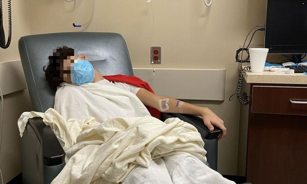 Chàng trai 20 tuổi nhập viện sau khi giảm 36kg, bác sĩ hoảng hốt: Ăn và tập thế này khác gì “phá” miễn dịch