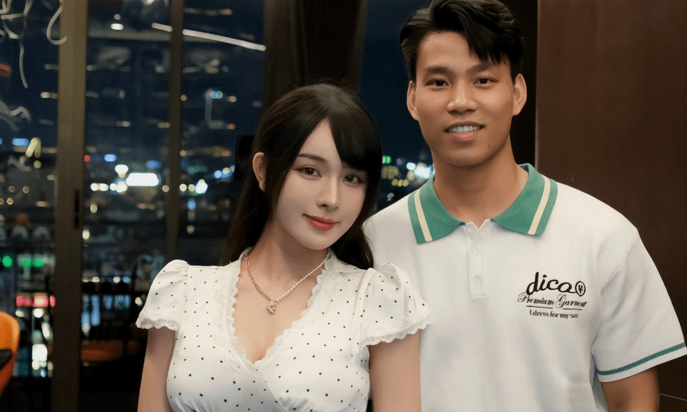 Tiểu thư sắp cưới Vũ Văn Thanh lộ diện sau tiêm meso: Nhan sắc thế nào mà sợ không ai nhận ra?