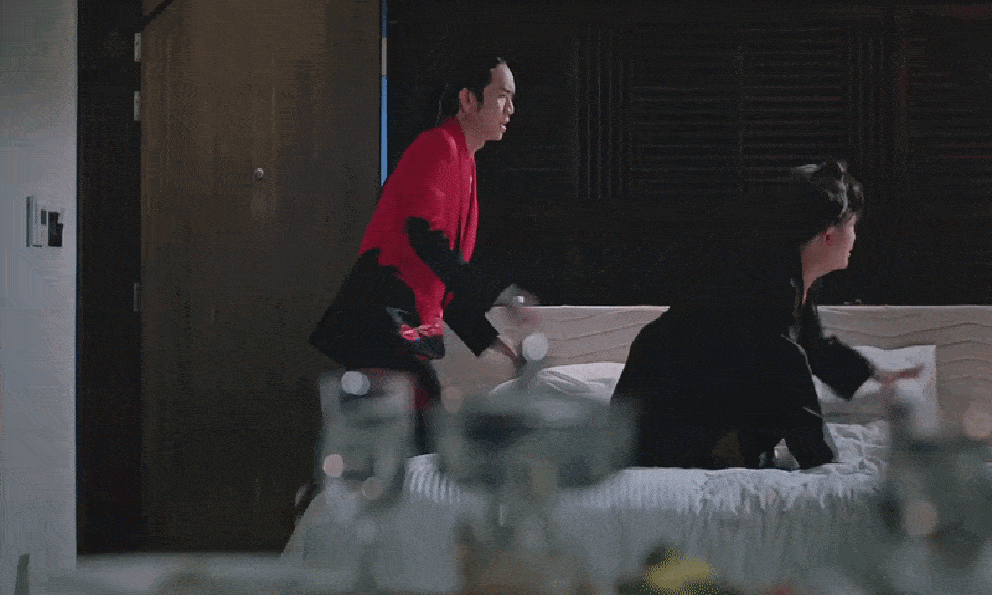 Không thể chịu nổi cảnh 18+ xấu hổ nhất phim Việt