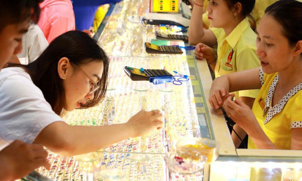Lời khuyên quan trọng cho người sắp mua vàng