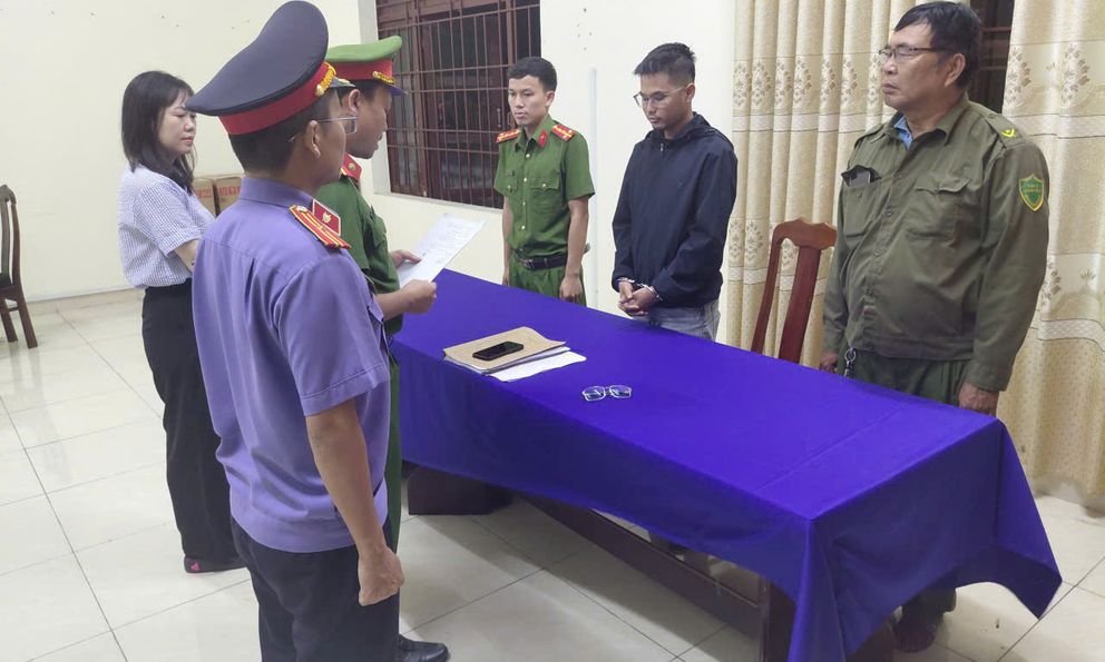 Khởi tố, bắt tạm giam tài xế trong vụ cháy ô tô tại cây xăng khiến 2 thiếu niên tử vong