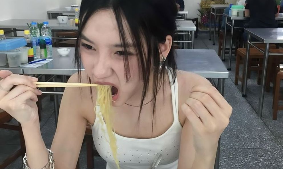 Ăn ít vẫn không giảm cân? Bác sĩ tiết lộ 4 nguyên nhân tích mỡ, bỏ bữa dở nhất