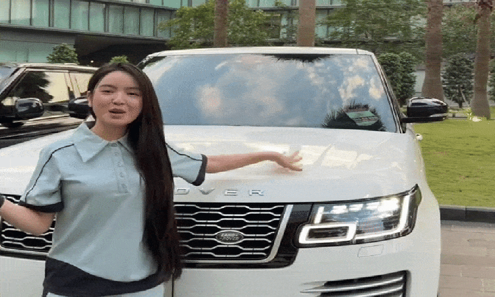 Bị hỏi “phá sản chưa” khi rao bán xe 5 tỷ, Chu Thanh Huyền đáp lại một câu flex luôn gia thế