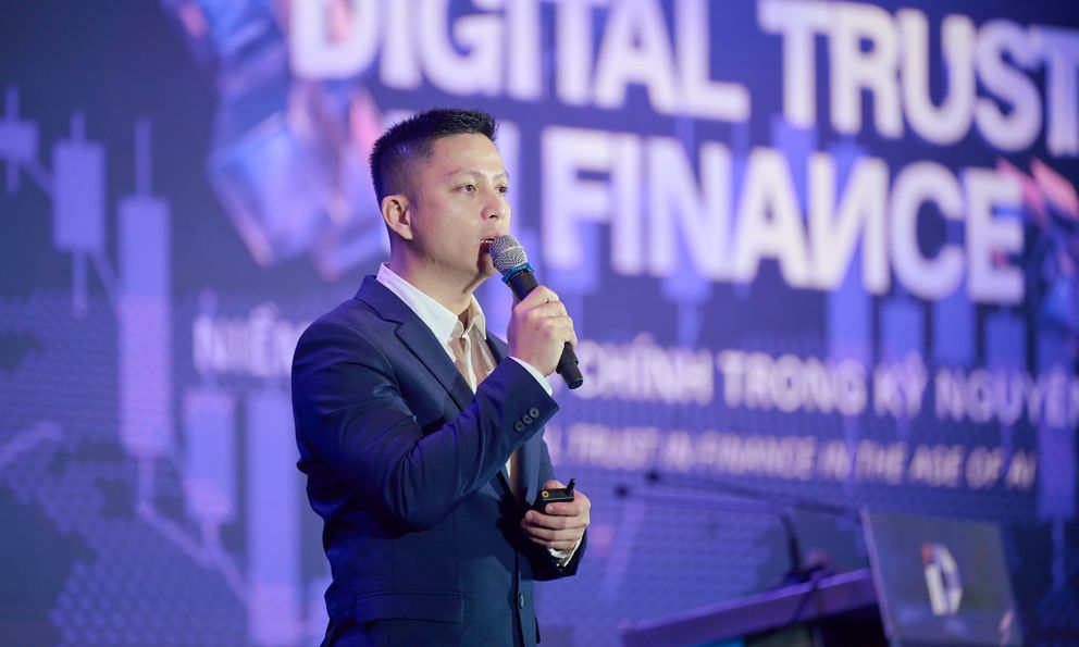 Chuyên gia an ninh mạng Hiếu PC: “Cách tấn công ai đó nhanh nhất hiện nay là tấn công vào AI chatbot của người đó”