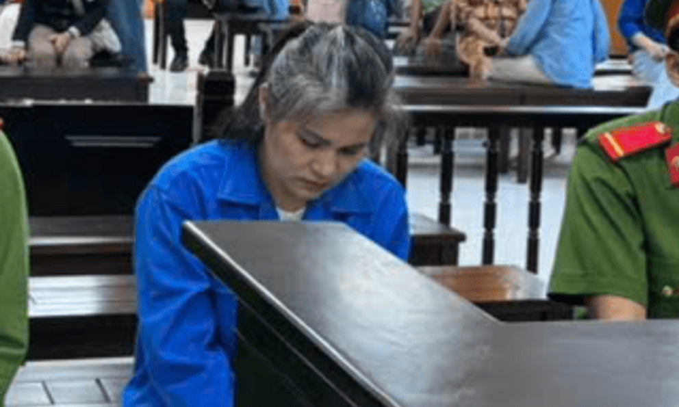 Vụ bảo mẫu bạo hành khiến bé trai 13 tháng tuổi tử vong: Nguyễn Thị Quyên lĩnh án 20 năm tù