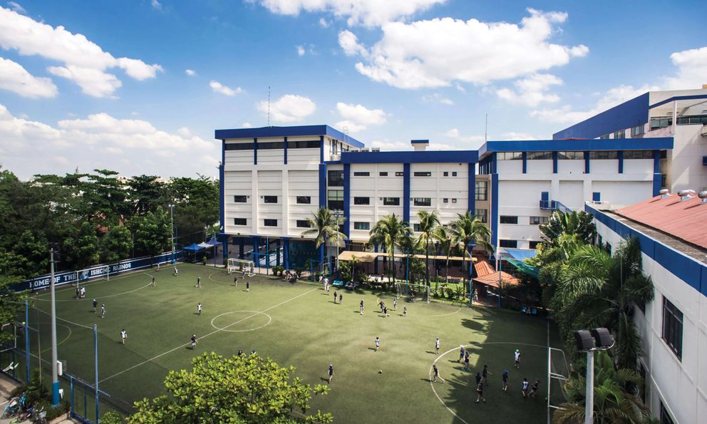 1 trường học ở TP.HCM thu học phí gần 1 tỷ đồng/năm: Có hồ bơi 8 làn chuẩn quốc tế, sân bóng rổ NBA