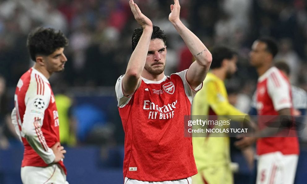 Còn gì buồn hơn Arsenal ngay lúc này!