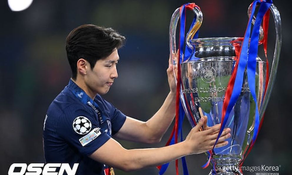 Hot boy Lee Kang-in đi vào lịch sử Champions League