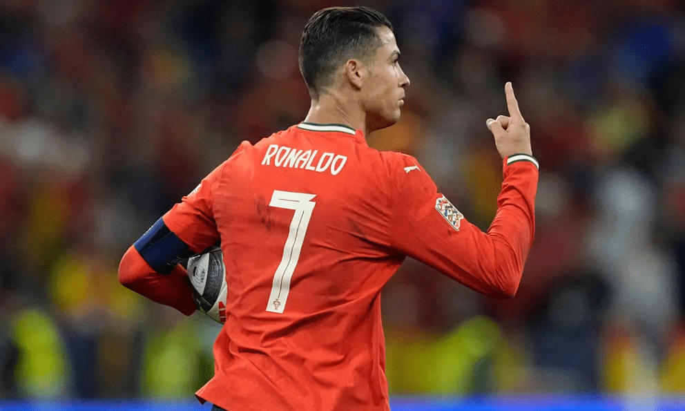 Không phải Messi hay những kỷ lục, đây mới là lý do thực sự khiến Ronaldo khao khát vô địch World Cup 2026