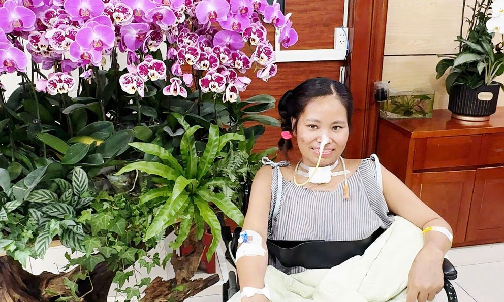 1 người mẹ ngừng tim, sốc mất máu nặng sau sinh được các bác sĩ Bạch Mai cứu sống: 