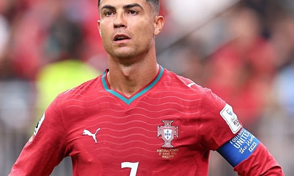 Quá áp lực với Ronaldo 