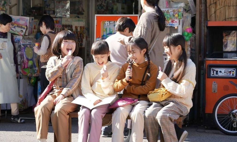 Ai là người thân cận nhất với chúng ta xét về mặt huyết thống - cha mẹ, con cái hay anh chị em? Câu trả lời sẽ khiến bạn bất ngờ