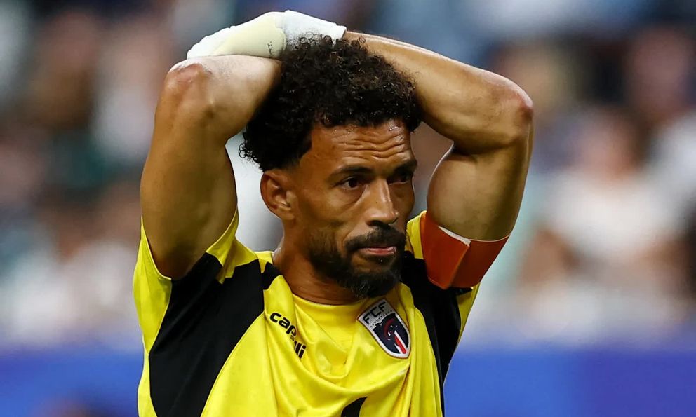 Nghịch lý: Thủ môn 40 tuổi Vozinha chơi xuất thần đưa Cape Verde vào vòng knock-out World Cup nhưng 2 ngày nữa thất nghiệp 