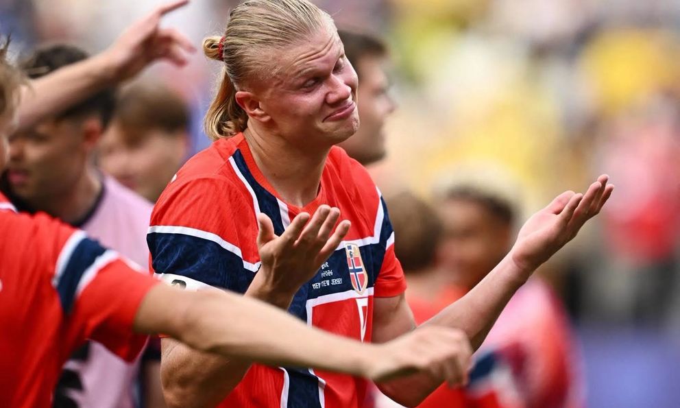 Bị xoáy vào nỗi đau 28 năm mới dự World Cup của Na Uy, Haaland đáp hài hước: 