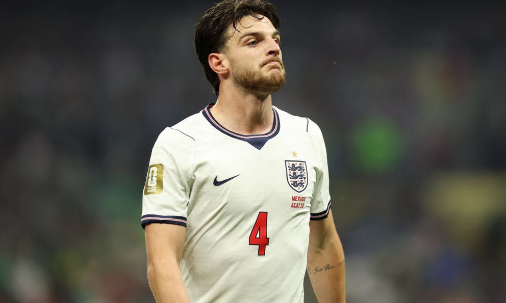 Tuyển Anh khủng hoảng: Declan Rice dính virus, hàng thủ sứt mẻ trước trận 