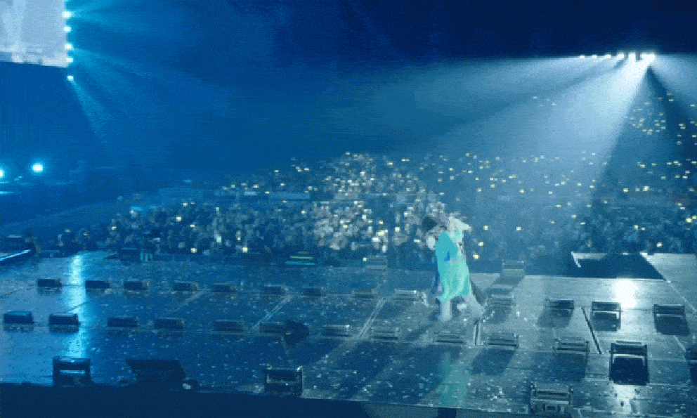 3 ngôi sao khiến lượng tìm kiếm Hà Nội tăng gấp 4 lần: Cả nước đi xem concert, 10 năm không chạy show vẫn chưa hết thời 