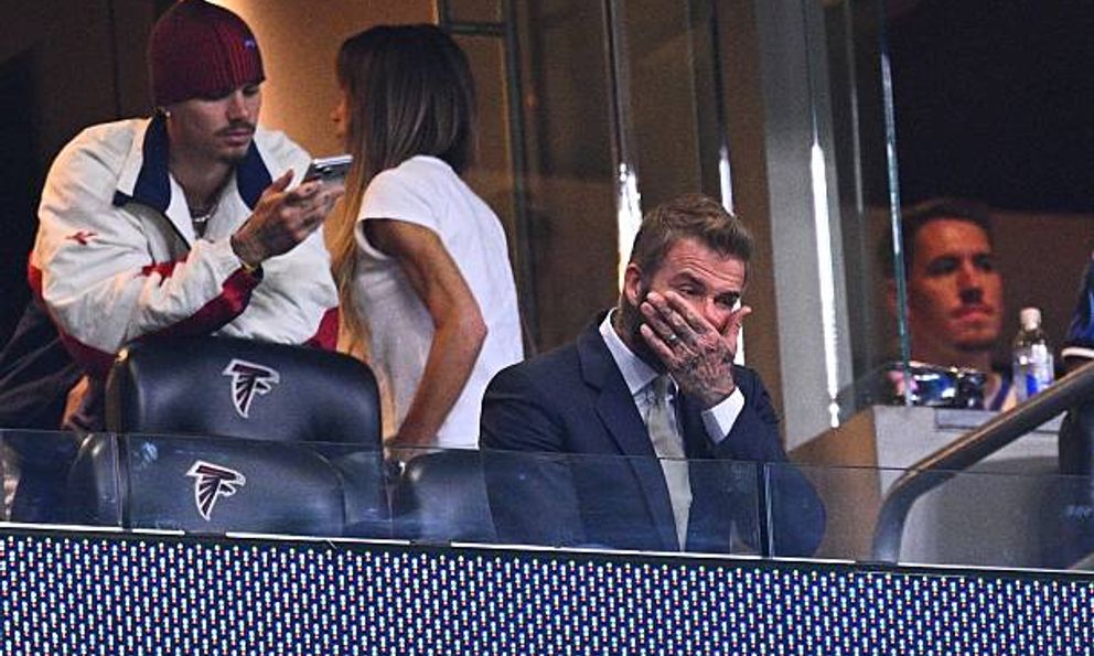 David Beckham bị CĐV Argentina la ó dữ dội ở trận 