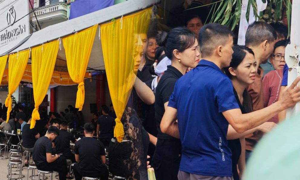 Xót xa 4 đám tang trên một con phố ở Thái Nguyên sau vụ tai nạn xe khách: 