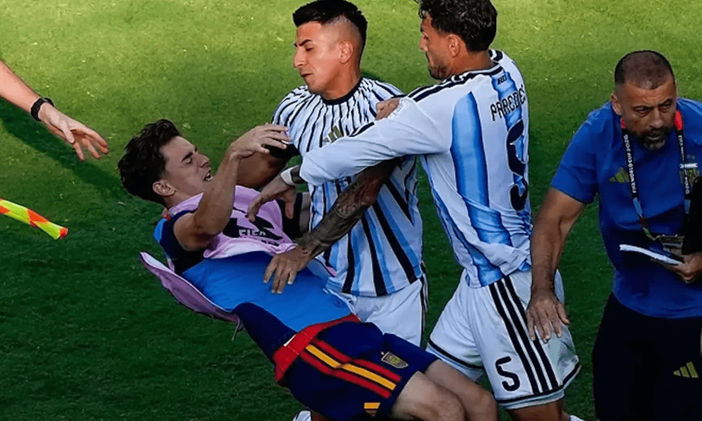 Nóng: FIFA vào cuộc điều tra Argentina vì màn hỗn chiến với cầu thủ Tây Ban Nha, công bố video hiếm tiết lộ điều 