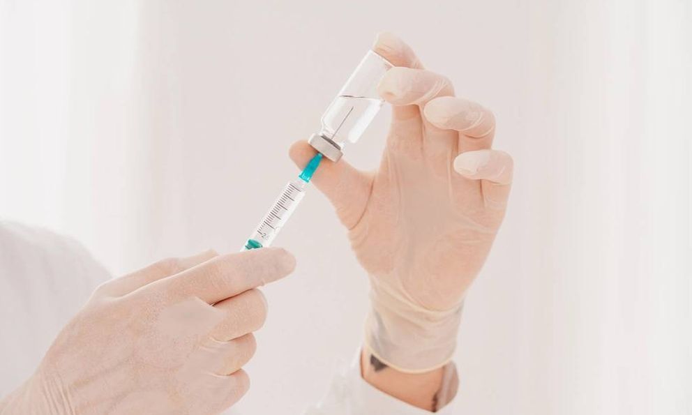 Lời khuyên của Giám đốc Bệnh viện Đại học Y Hà Nội dành cho người đang tiêm thuốc bổ não