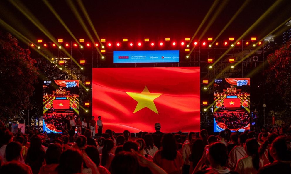 Khi tình yêu Tổ quốc được viết nên từ hàng triệu trái tim 