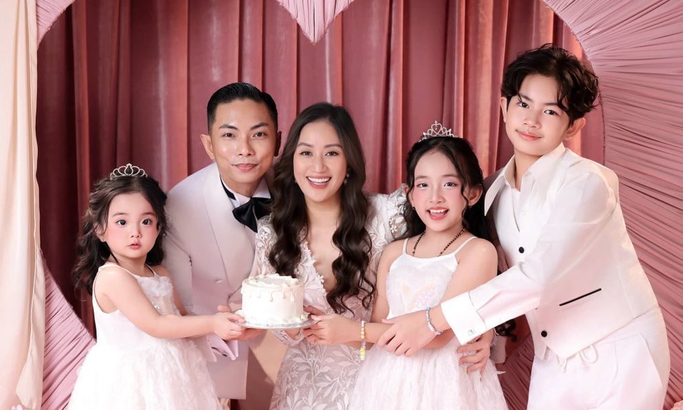 Nữ hoàng dancesport cưới chồng kiện tướng kém 11 tuổi, sinh ra 3 cực phẩm visual, câu chuyện sinh con dịp nghỉ lễ càng thu hút sự chú ý