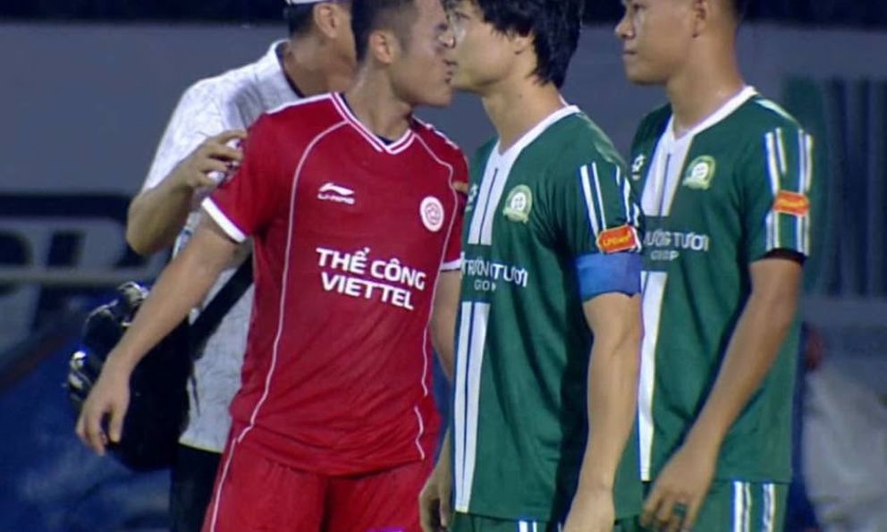 Công Phượng tái xuất V.League, HLV Nguyễn Việt Thắng nói: 