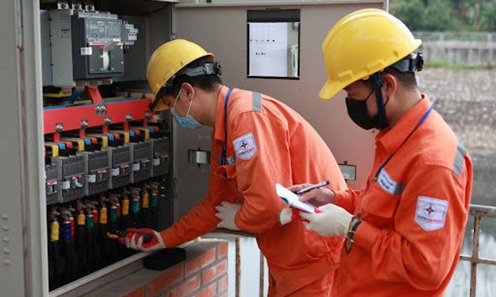 Người dân đang sử dụng điện chú ý thông báo mới nhất từ EVN