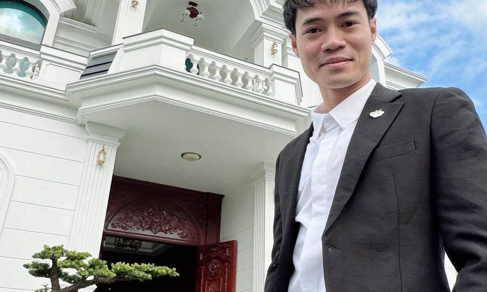 Tuổi 30, Văn Toàn có gì? 