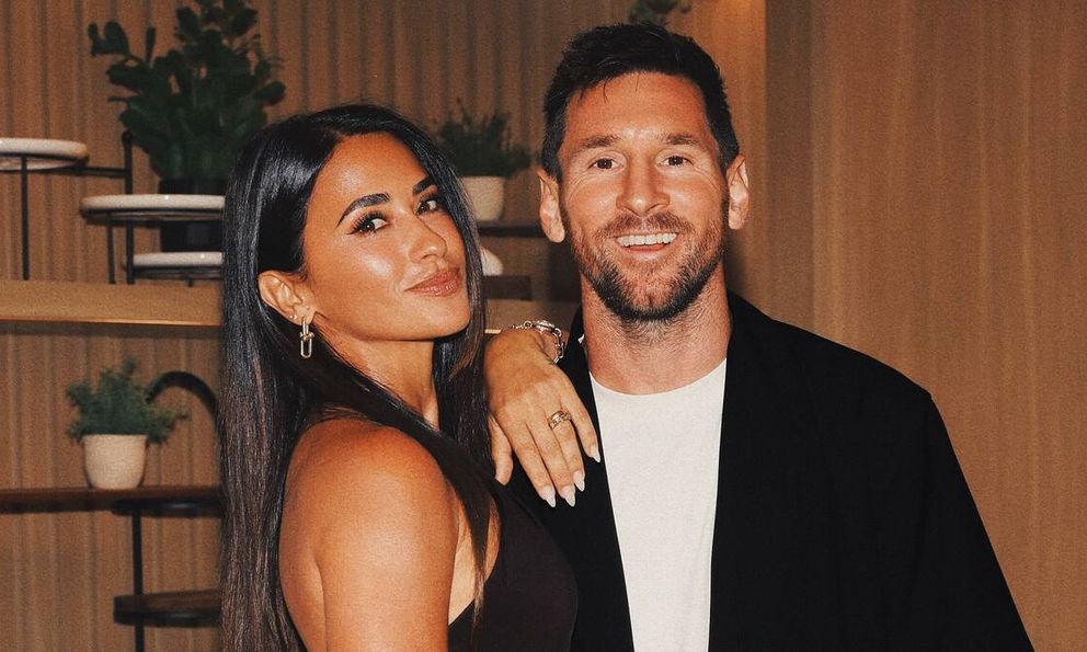 Vợ Messi gây sốt với khả năng nói tiếng Anh 