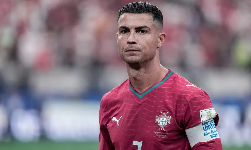 Ronaldo đã viết sẵn tâm thư từ giã đội tuyển Bồ Đào Nha 