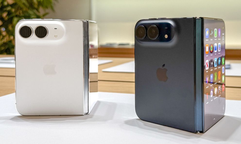 iPhone Duo vừa mở đặt trước đã cháy hàng, khách Việt phải chờ đến tháng 12