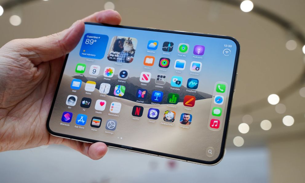 iPhone Duo cháy hàng, dân buôn rao bán lại giá hơn 130 triệu đồng