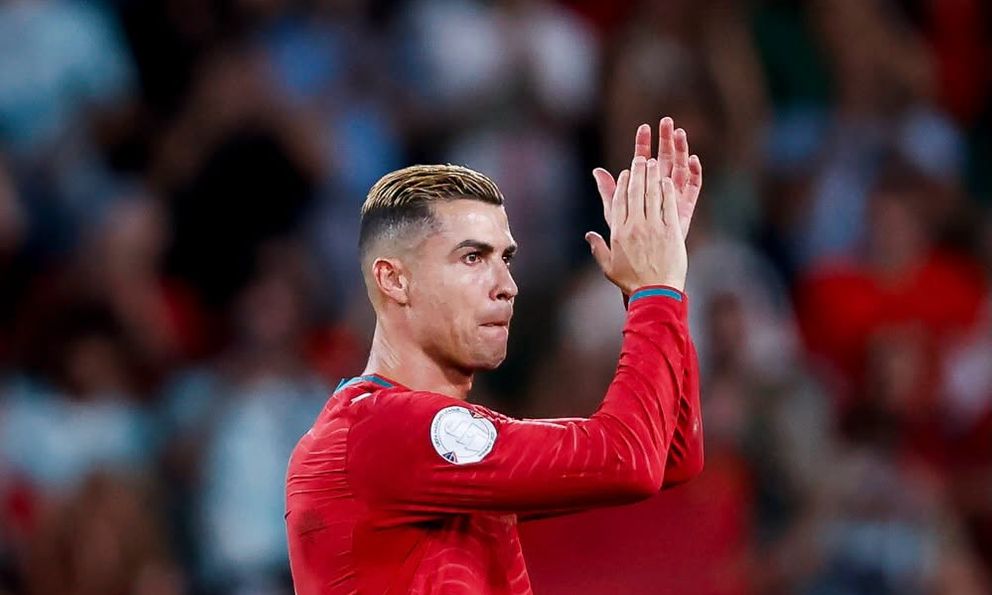 Đã có án phạt chính thức cho Ronaldo 