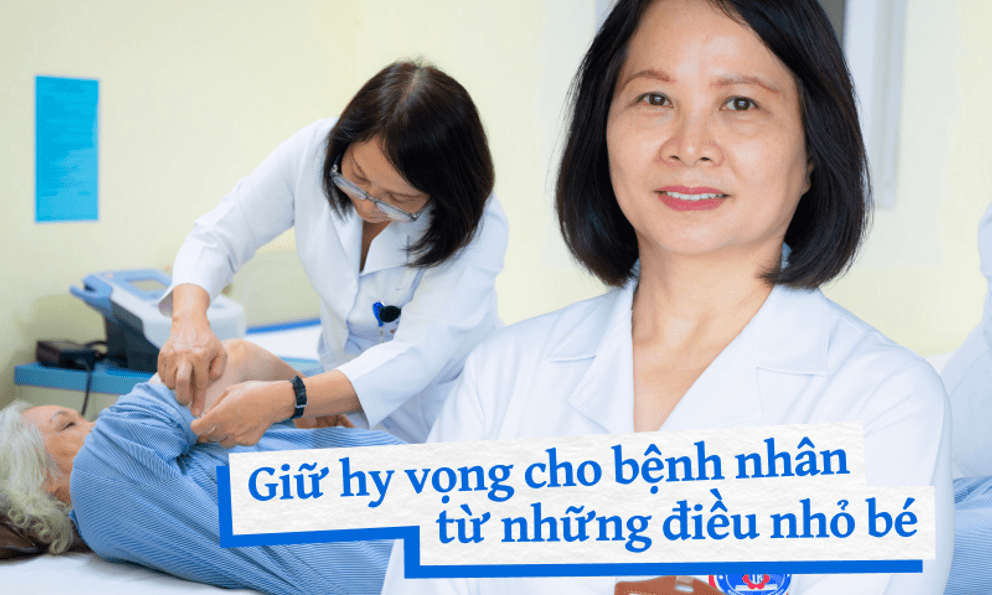 Chân dung nữ bác sĩ Bệnh viện K và câu chuyện cậu bé 17 tuổi rơi nước mắt trước ngày phải cắt chân vì ung thư: “Cô sẽ đồng hành cùng cháu”
